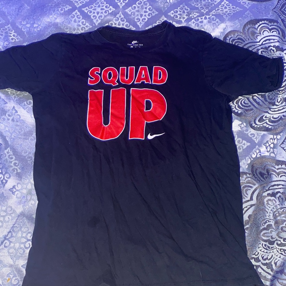Black Nike squad up Shirt XL kids